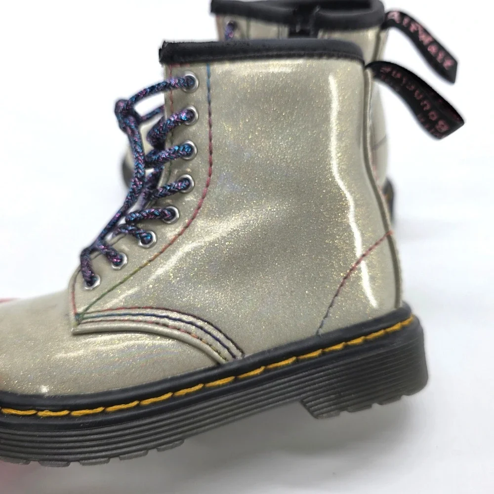 Dr Martens Sparkle Rays Boot Toddler 7 Silver Glitter Rainbow Stitch Combat 1460